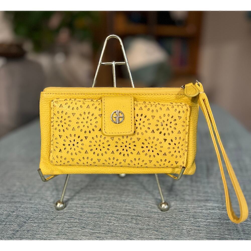 Giani Bernini Yellow Wallet